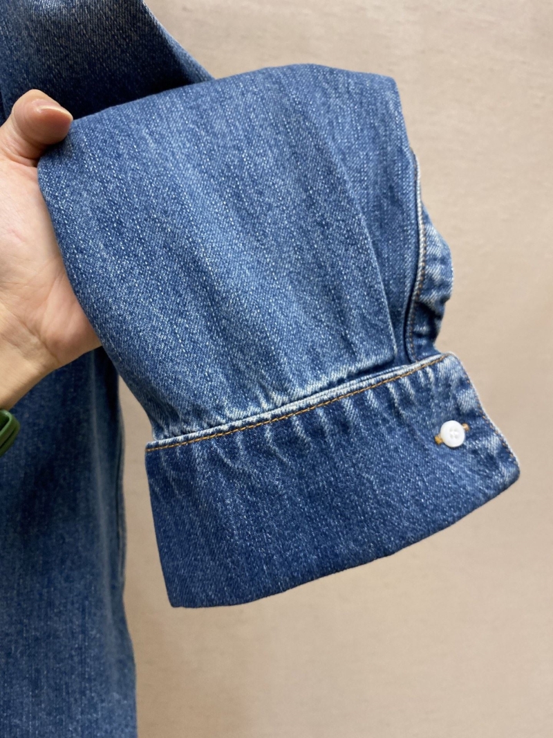 Pra*a jeans